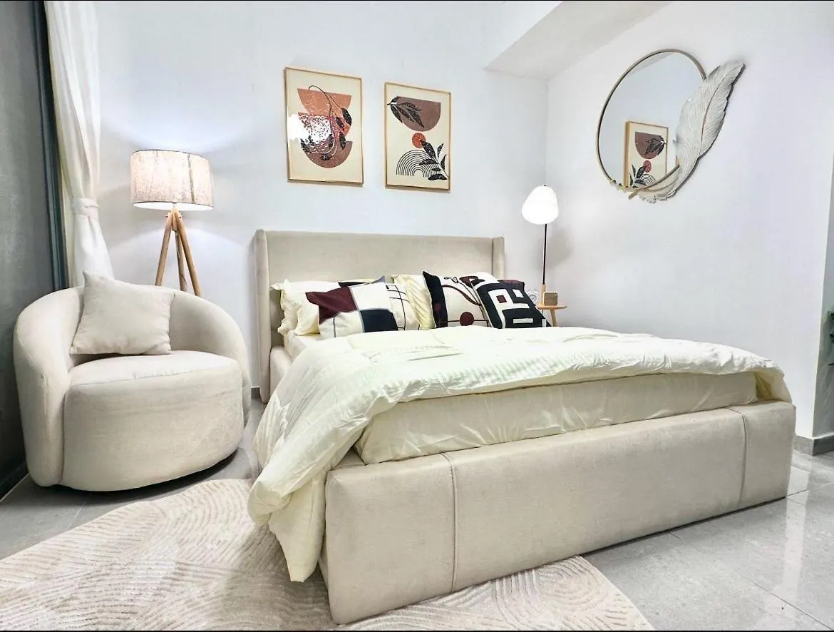 Chic Apartment Near Down Town In Business Bay 迪拜